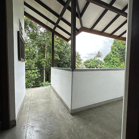 Rockydale Home Stay Канди Экстерьер фото
