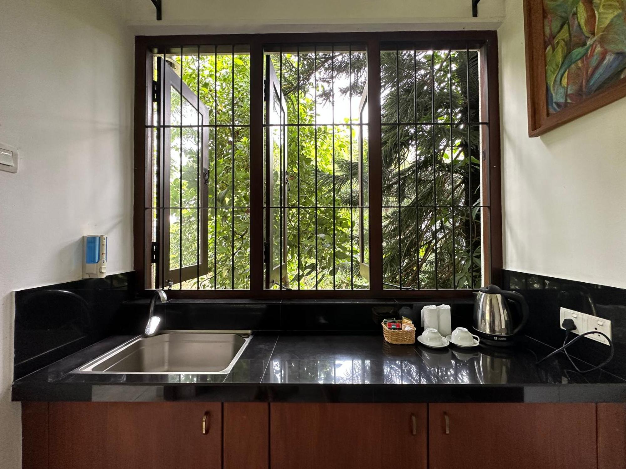 Rockydale Home Stay Канди Экстерьер фото